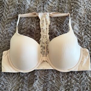 Victoria's Secret Body by Victoria Lightly Lined Lace Racerback Demi Bra 38C